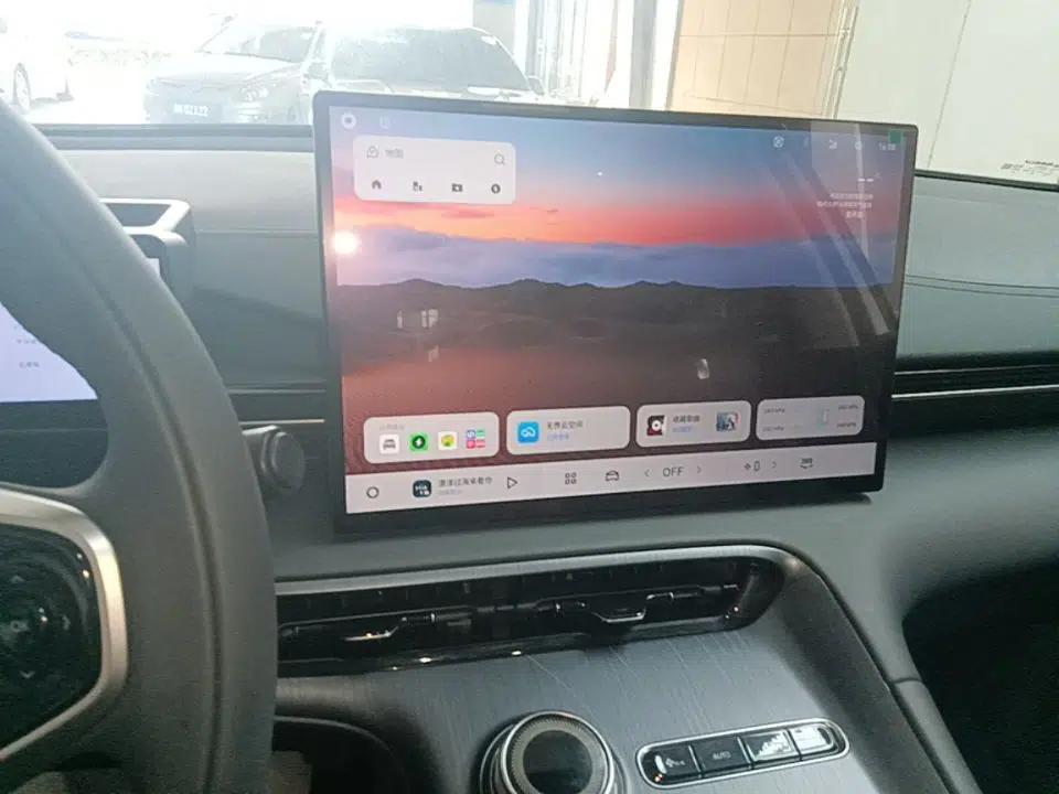 Geely Galaxy E5 2024 440km Exploration Version — миниатюра 15