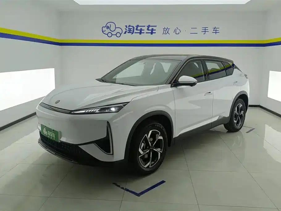 Dongfeng Fengshen L7 2025 Model 518 Enjoy Edition — миниатюра 1