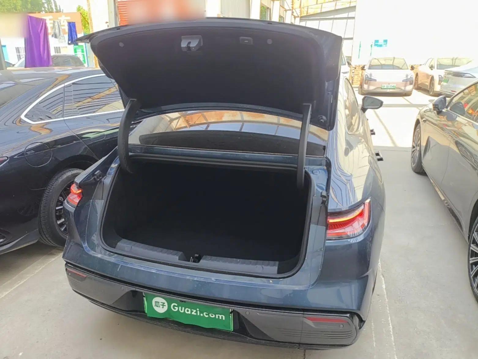 Geely Galaxy 8 2025 130km EM-P Starship Edition — миниатюра 22