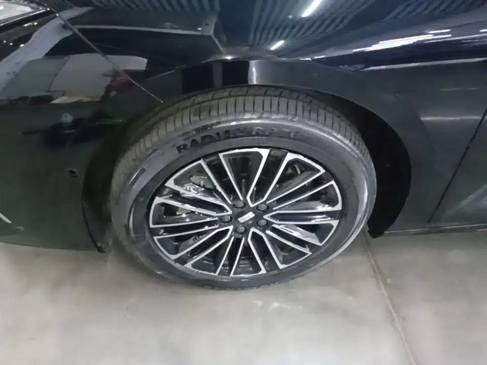 Geely Galaxy 8 2025 130km EM-i Deluxe Edition — миниатюра 10