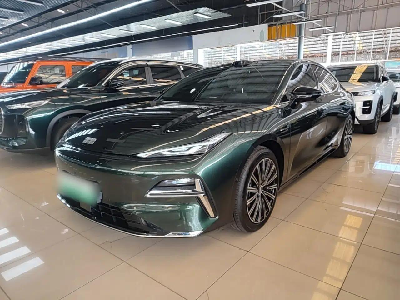 Geely Galaxy 8 2025 130km EM-P Starship Edition — миниатюра 1