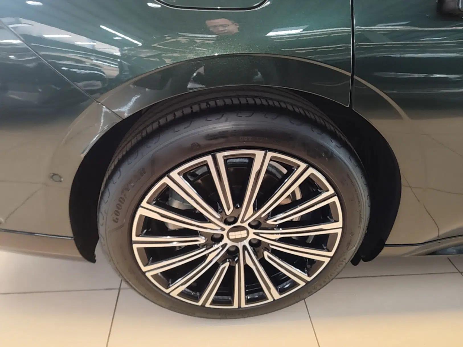 Geely Galaxy 8 2025 130km EM-P Starship Edition — миниатюра 11