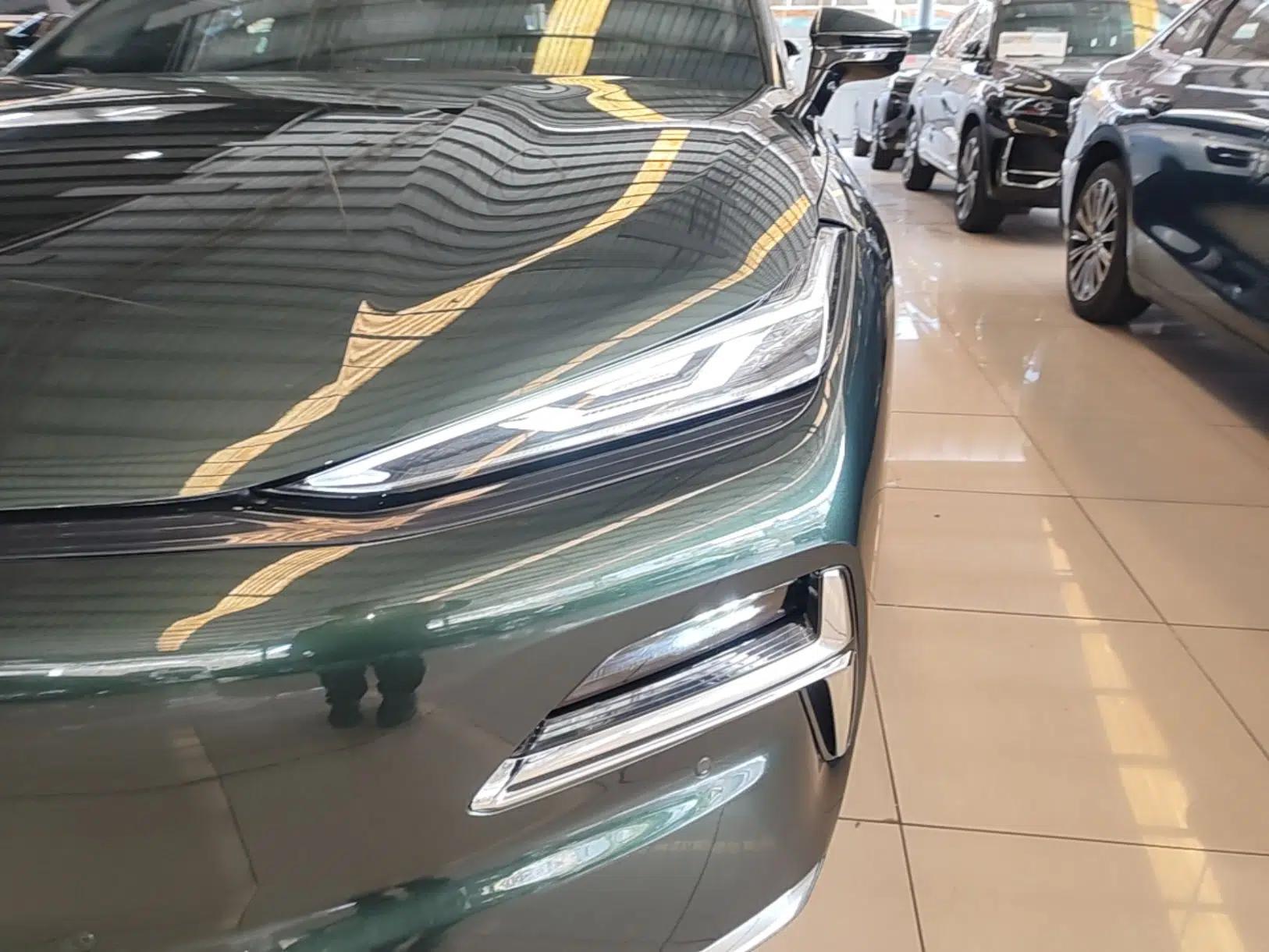Geely Galaxy 8 2025 130km EM-P Starship Edition — миниатюра 8