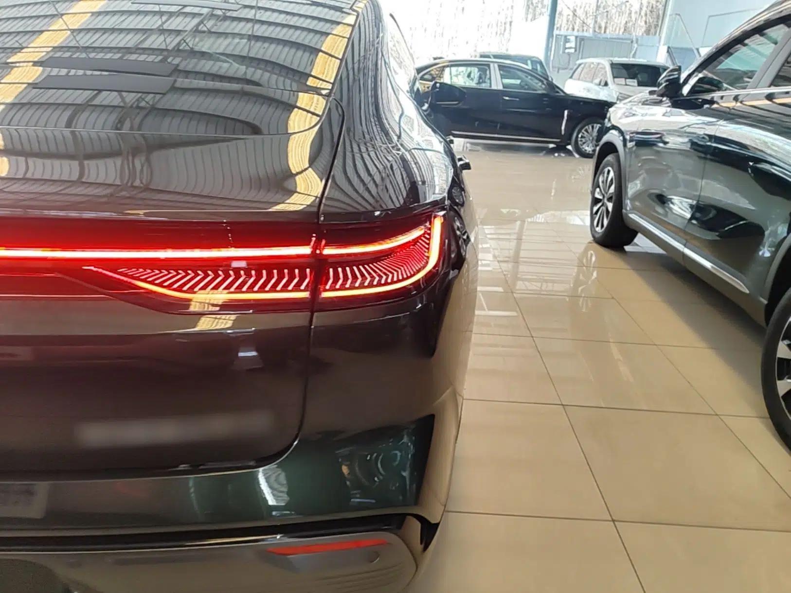 Geely Galaxy 8 2025 130km EM-P Starship Edition — миниатюра 9