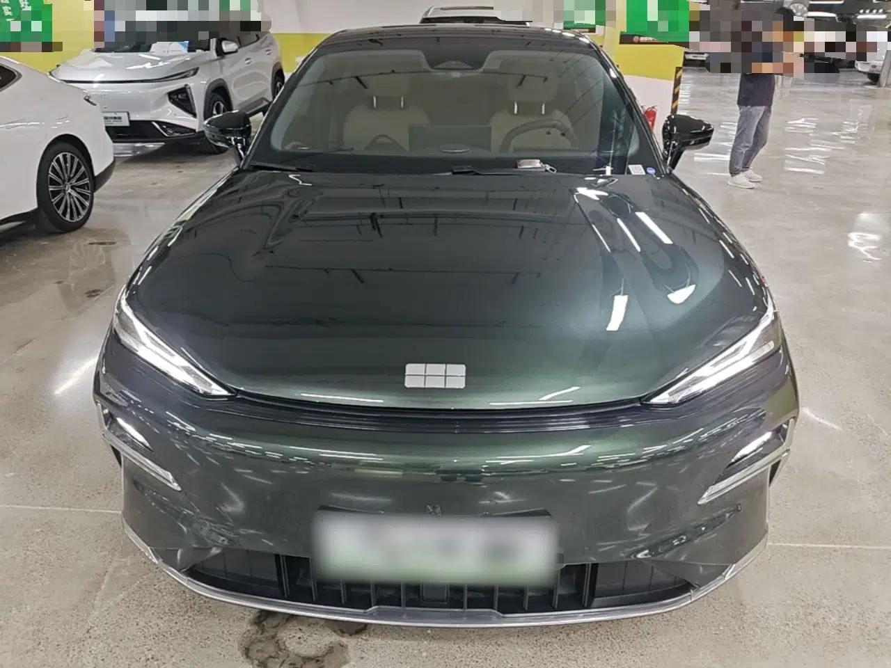 Geely Galaxy 8 2025 130km EM-i Deluxe Edition — миниатюра 2