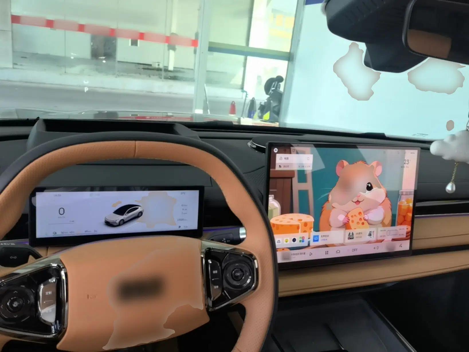 Geely Galaxy 8 2025 130km EM-i Flagship Edition — миниатюра 17