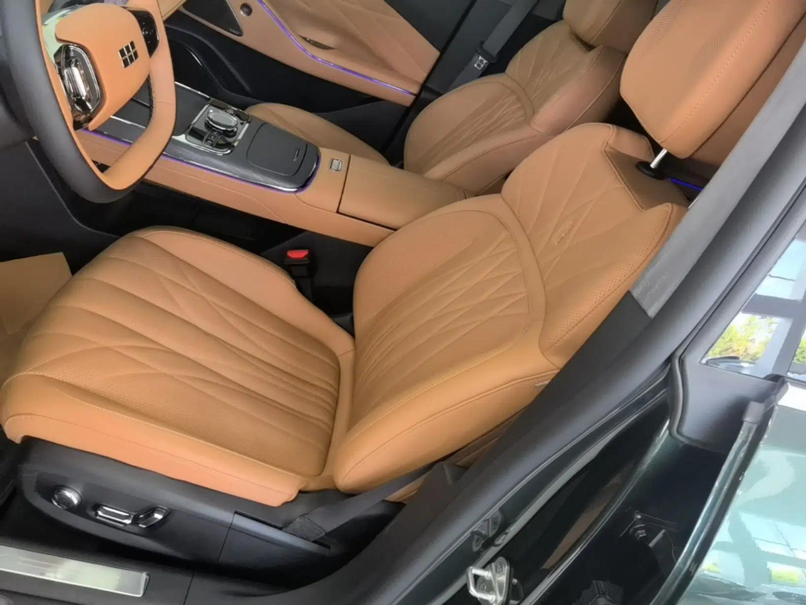 Geely Galaxy 8 2025 130km EM-i Flagship Edition — миниатюра 22