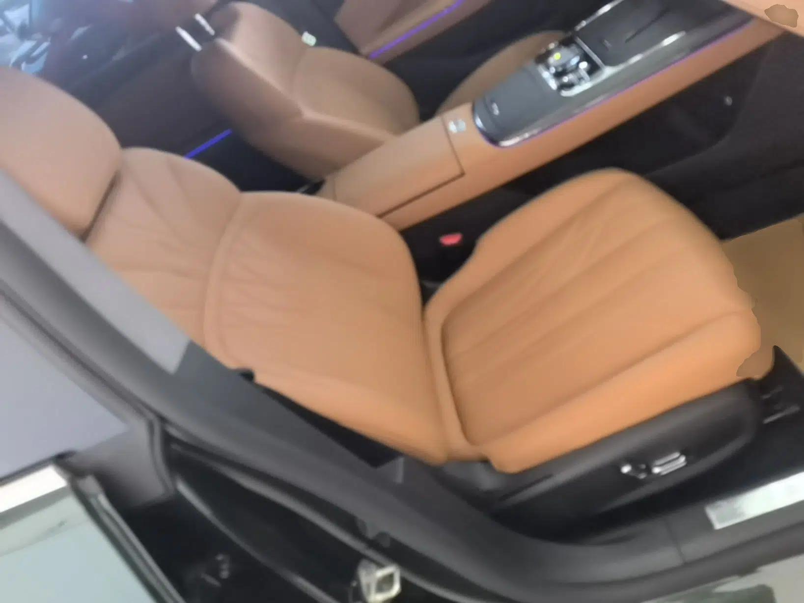 Geely Galaxy 8 2025 130km EM-i Flagship Edition — миниатюра 24