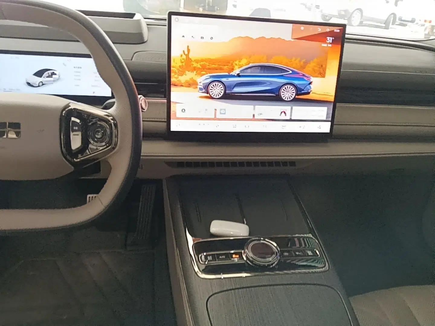 Geely Galaxy 8 2025 130km EM-P Starship Edition — миниатюра 15