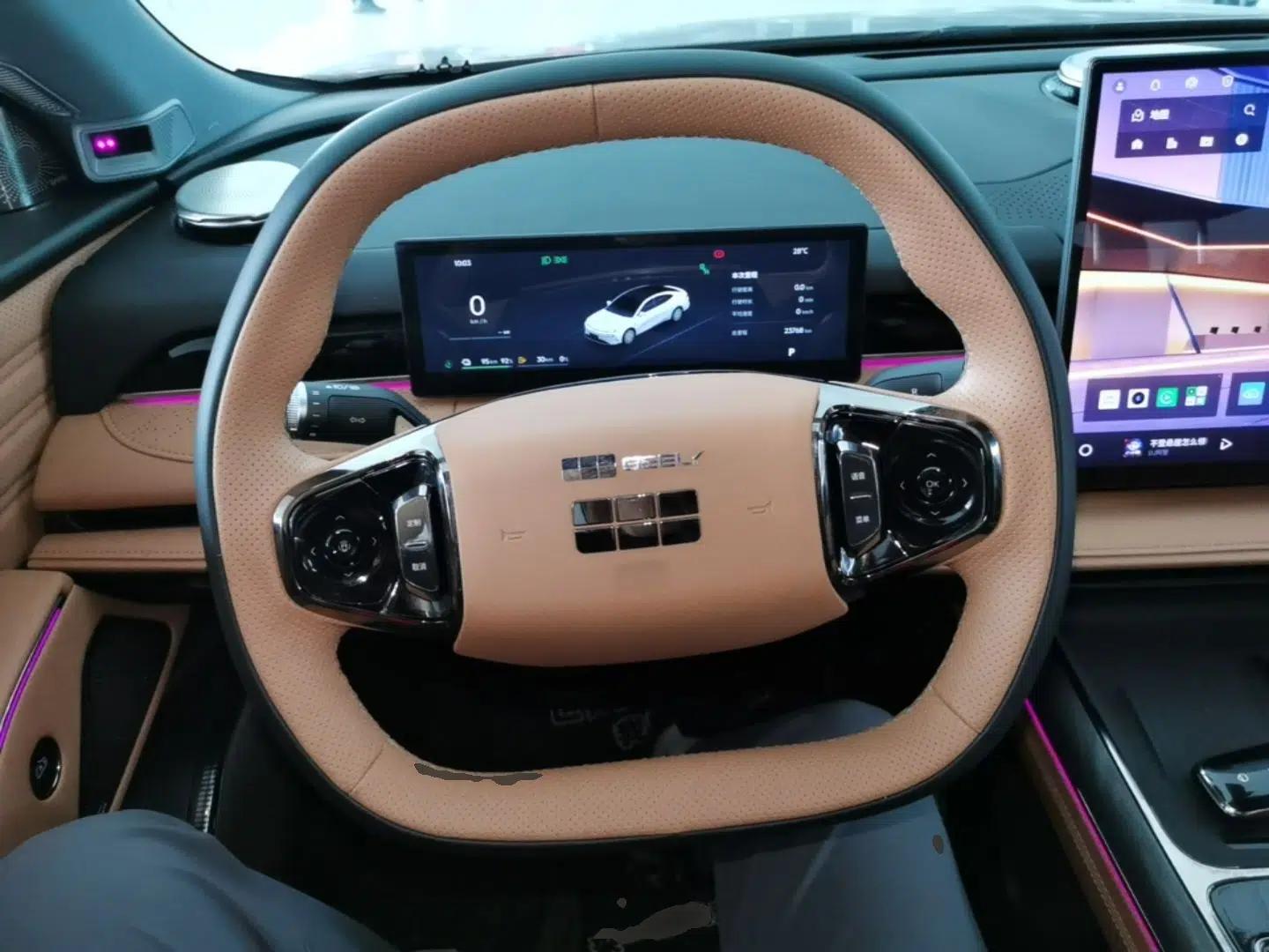 Geely Galaxy 8 2025 130km EM-i Prestige Edition — миниатюра 13