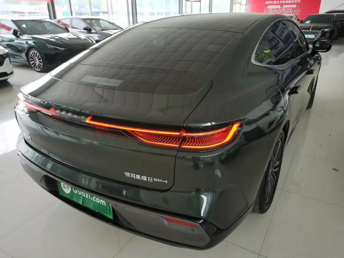 Geely Galaxy 8 2025 130km EM-i Prestige Edition — миниатюра 6