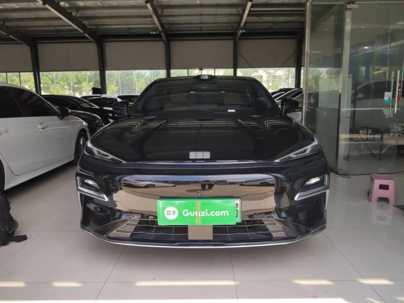Geely Galaxy 8 2025 130km EM-P Starship Edition — миниатюра 2