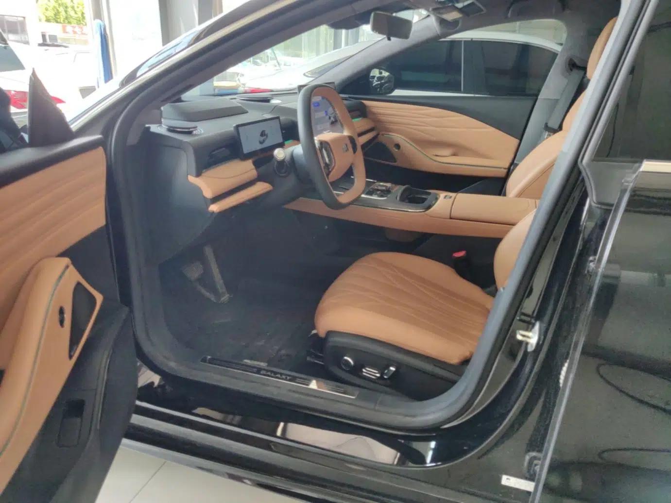Geely Galaxy 8 2025 130km EM-P Starship Edition — миниатюра 18