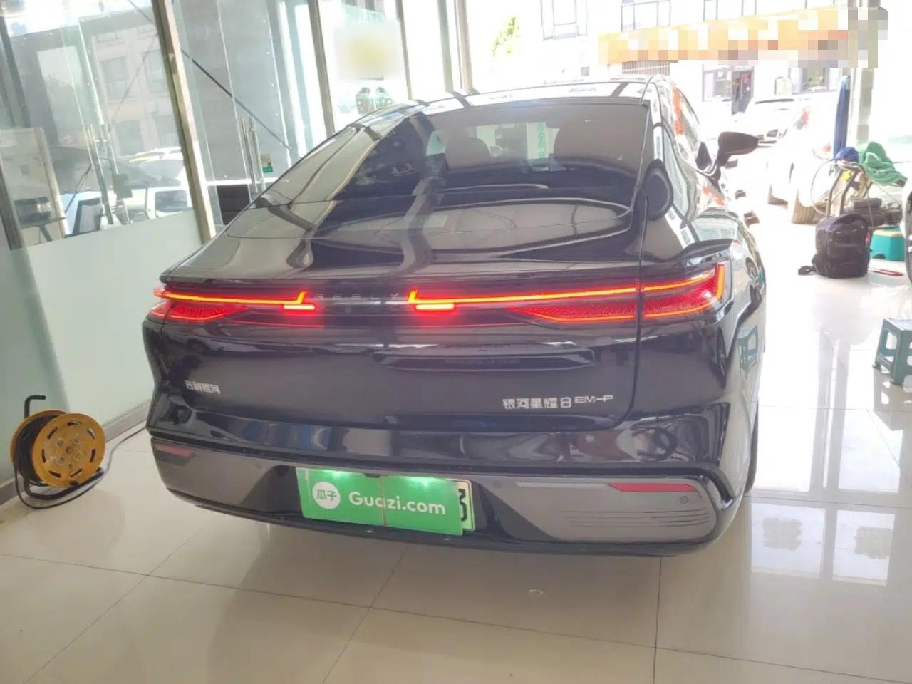 Geely Galaxy 8 2025 130km EM-P Starship Edition — миниатюра 5