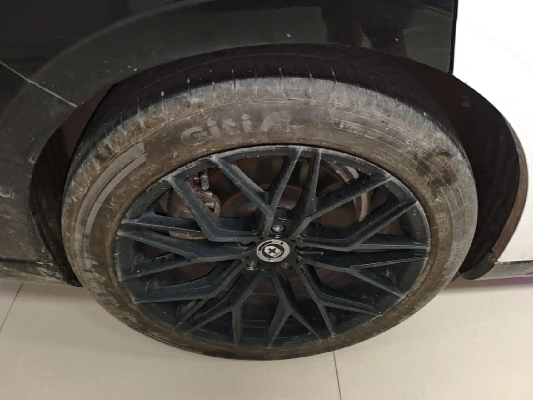 Geely Galaxy 8 2025 130km EM-i Flagship Edition — миниатюра 11