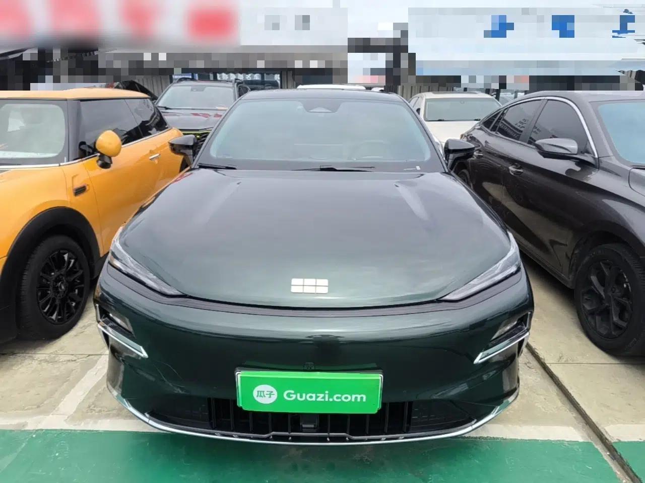 Geely Galaxy 8 2025 130km EM-i Deluxe Edition — миниатюра 2