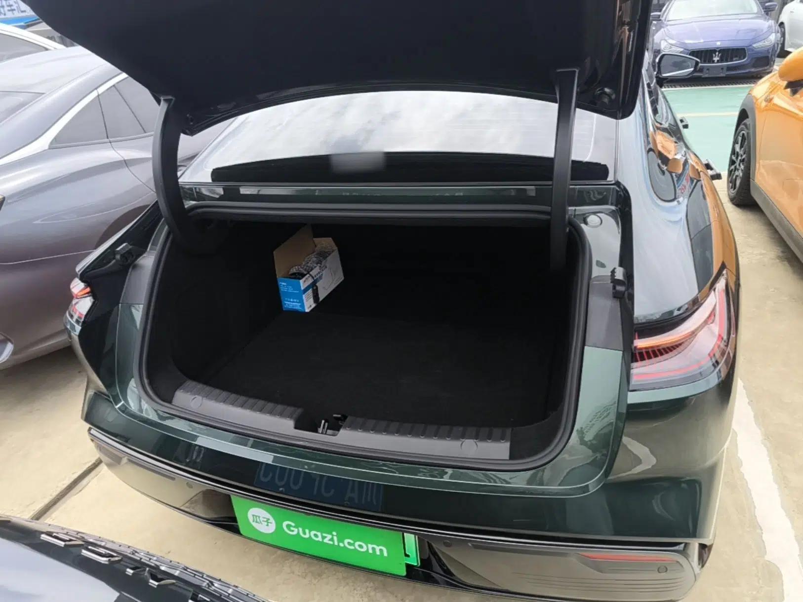 Geely Galaxy 8 2025 130km EM-i Deluxe Edition — миниатюра 27