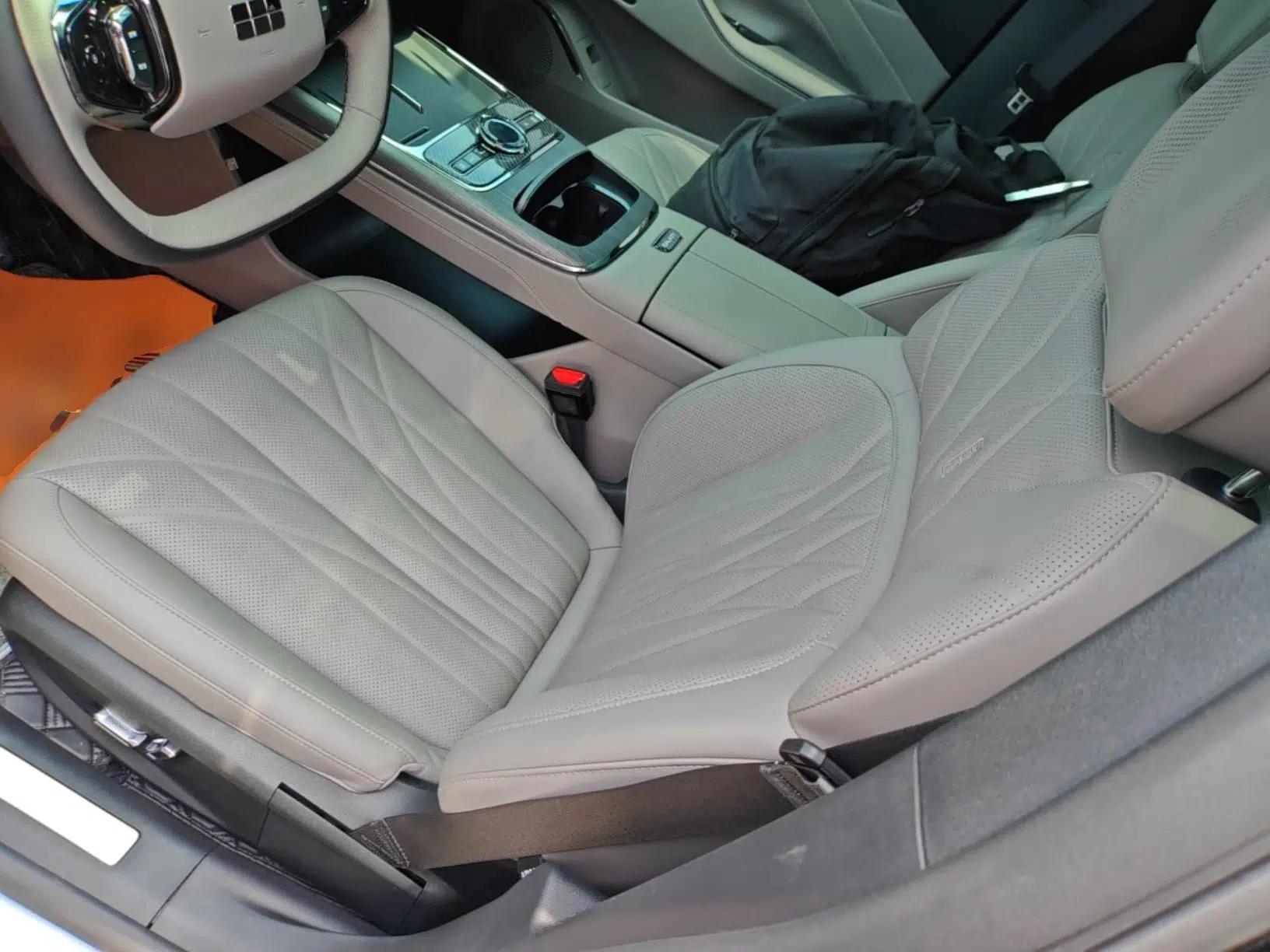 Geely Galaxy 8 2025 130km EM-i Prestige Edition — миниатюра 22