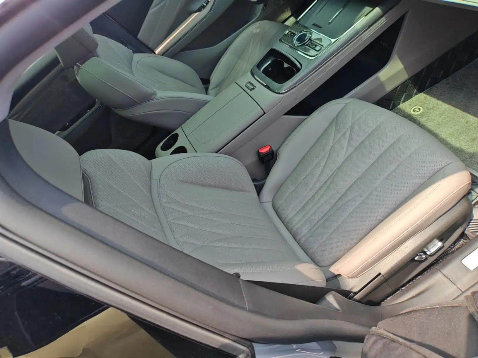 Geely Galaxy 8 2025 130km EM-i Prestige Edition — миниатюра 24
