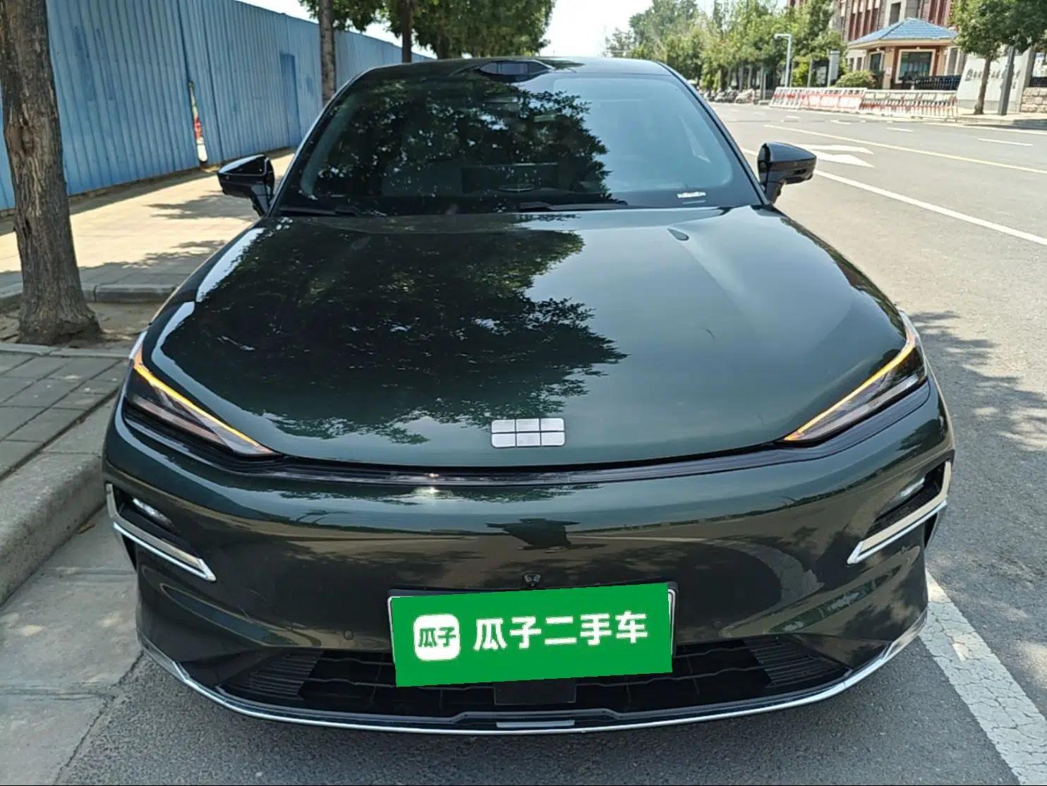 Geely Galaxy 8 2025 130km EM-P Starship Edition — миниатюра 2