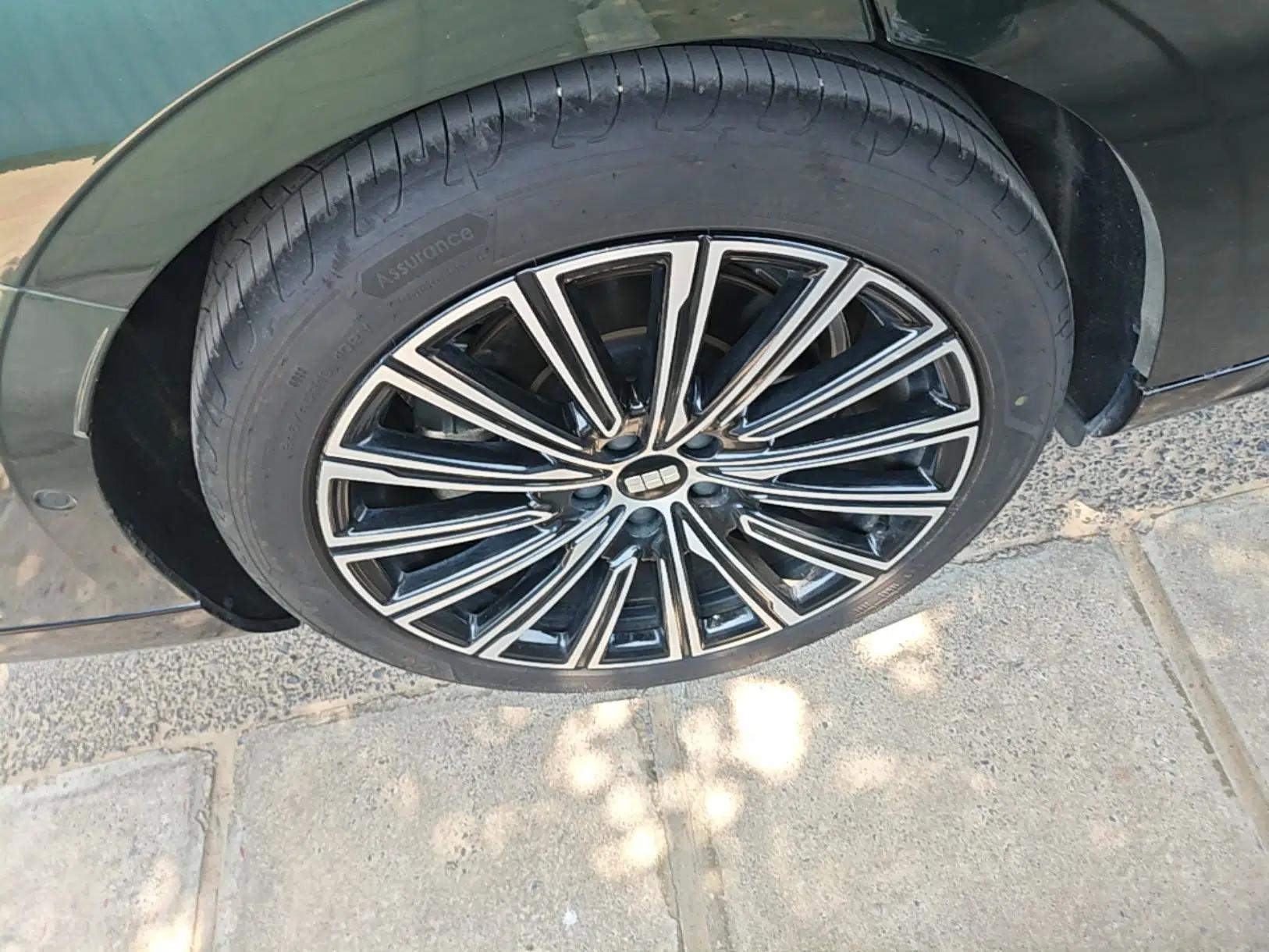 Geely Galaxy 8 2025 130km EM-P Starship Edition — миниатюра 16