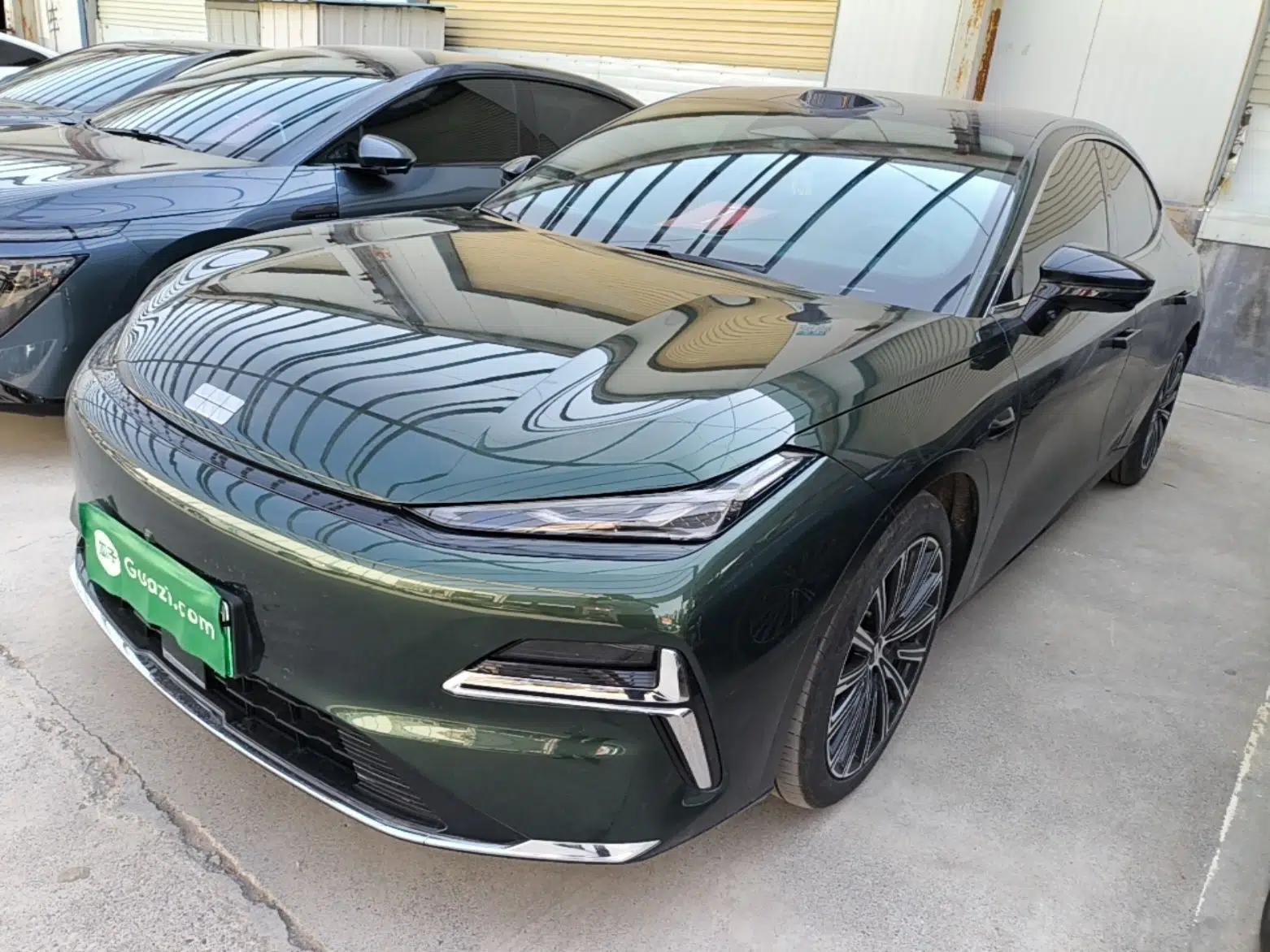 Geely Galaxy 8 2025 130km EM-P Starship Edition — миниатюра 1