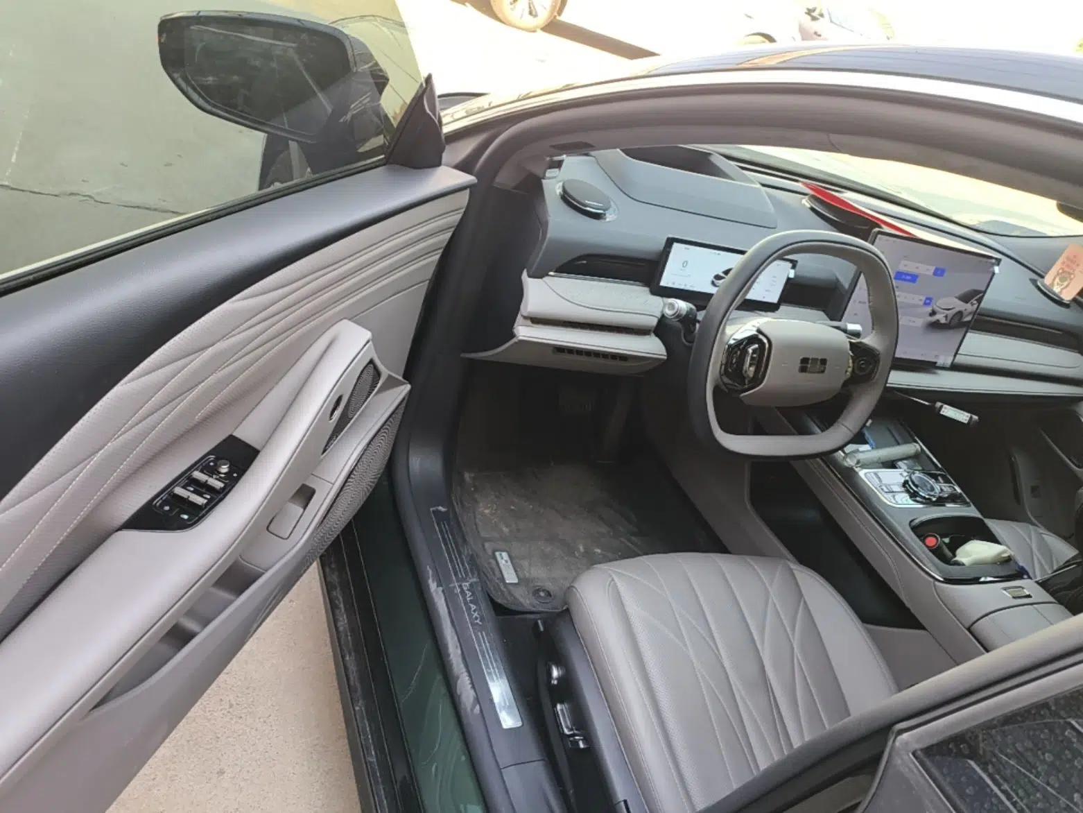 Geely Galaxy 8 2025 130km EM-P Starship Edition — миниатюра 23