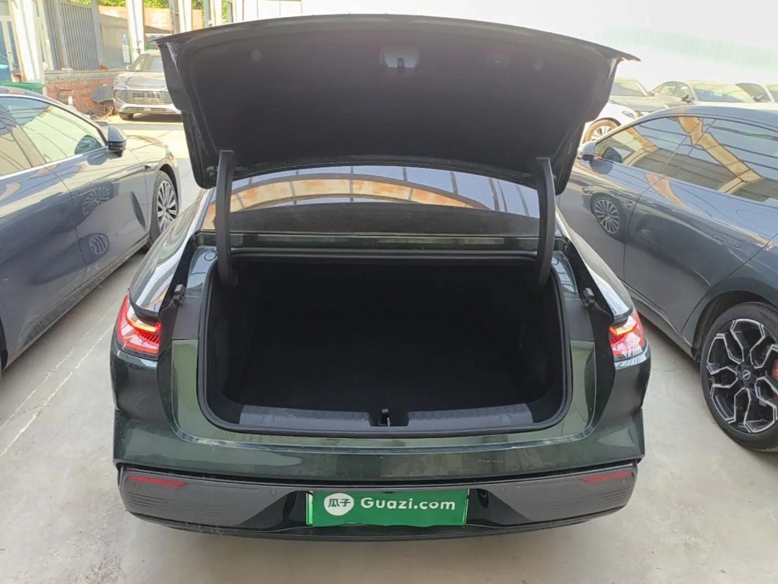 Geely Galaxy 8 2025 130km EM-P Starship Edition — миниатюра 27