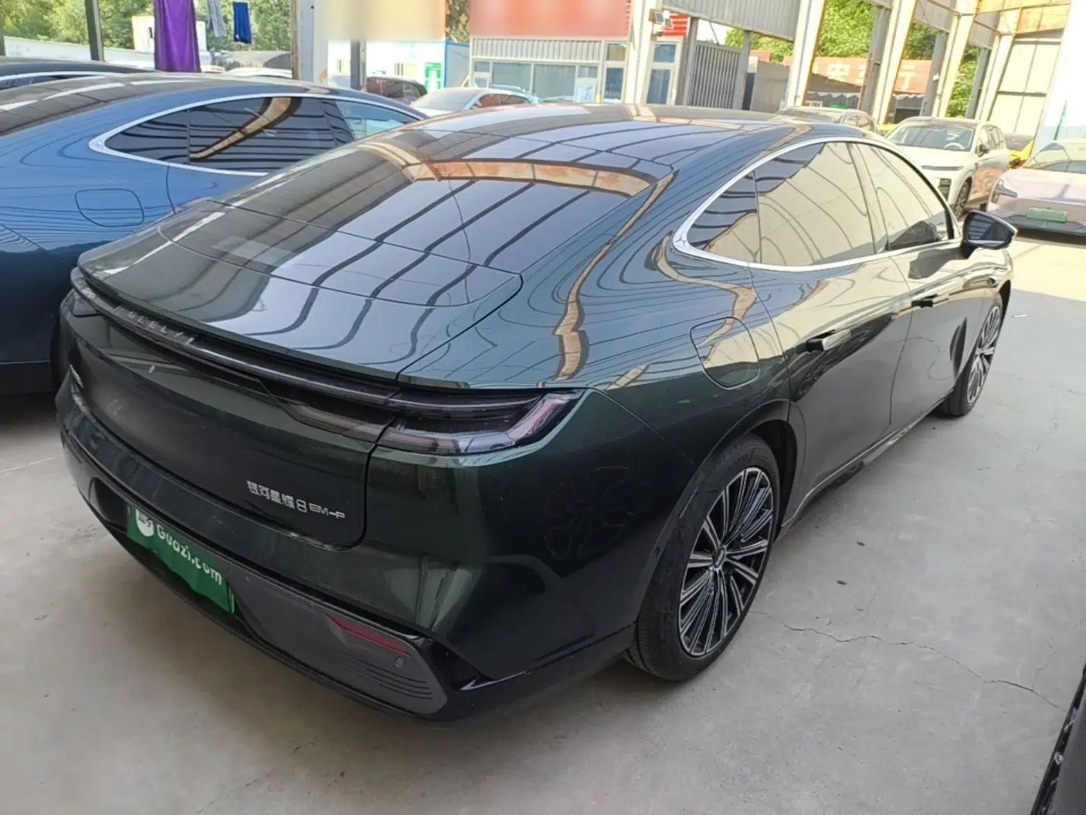 Geely Galaxy 8 2025 130km EM-P Starship Edition — миниатюра 6