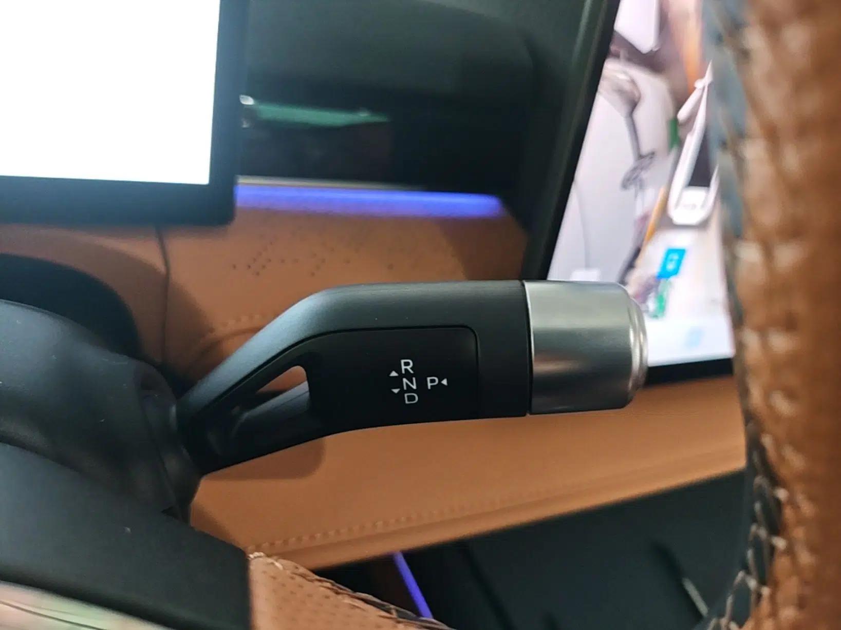 Geely Galaxy 8 2025 130km EM-i Deluxe Edition — миниатюра 21