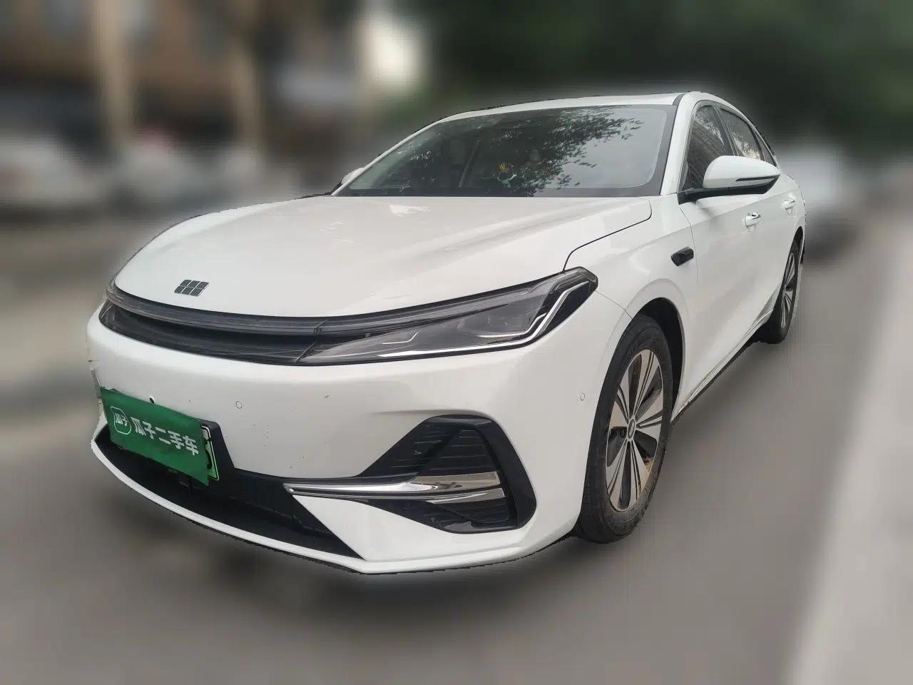 Geely Galaxy A7 2025 Model EM-i 150km Exploration+ Edition — миниатюра 1