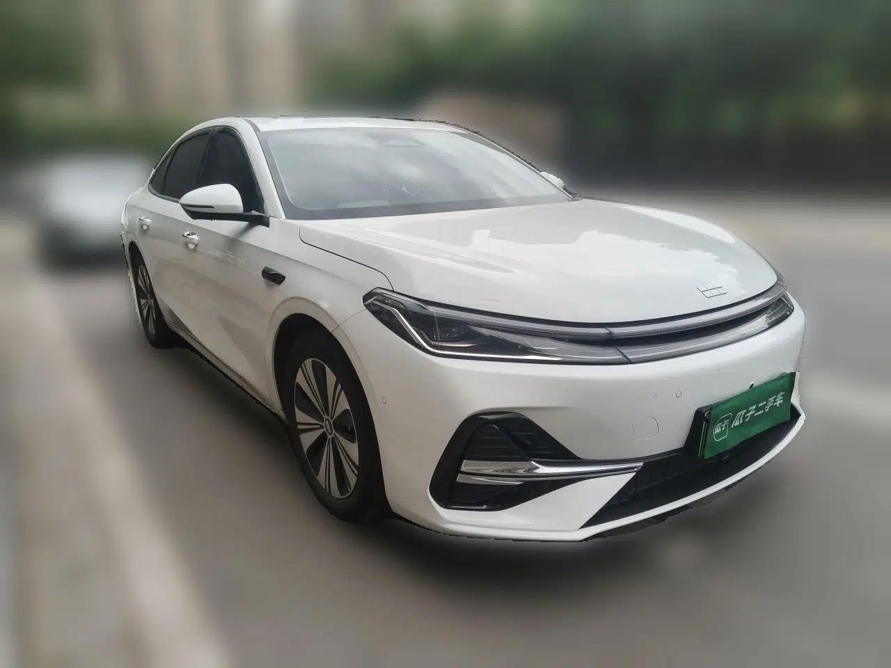 Geely Galaxy A7 2025 Model EM-i 150km Exploration+ Edition — миниатюра 3