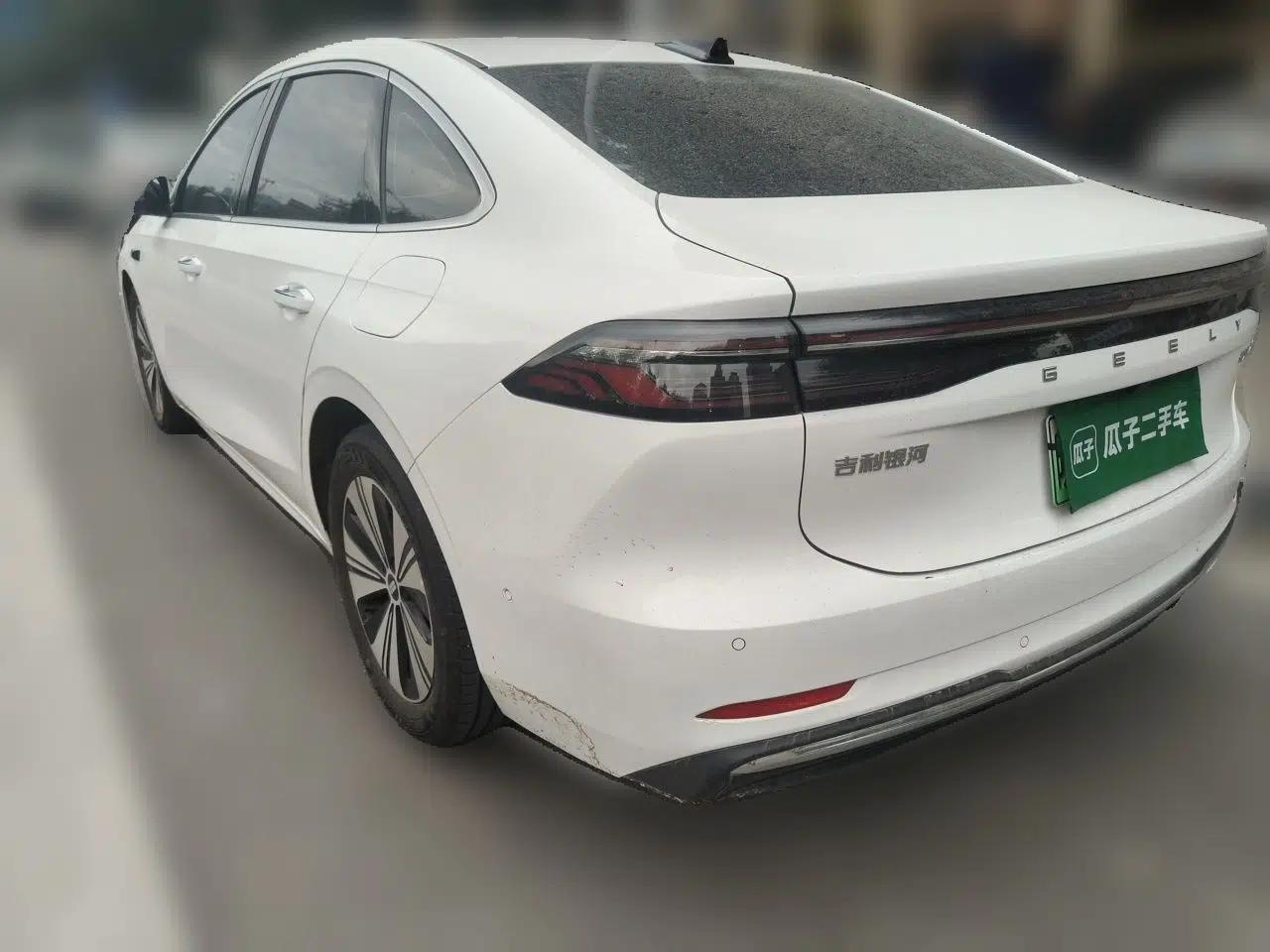 Geely Galaxy A7 2025 Model EM-i 150km Exploration+ Edition — миниатюра 4