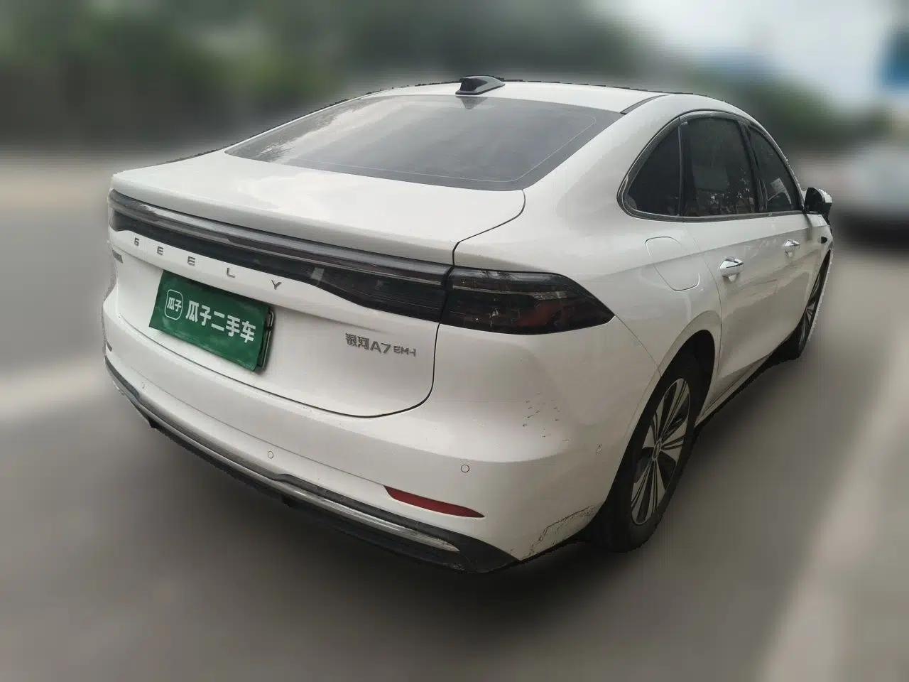 Geely Galaxy A7 2025 Model EM-i 150km Exploration+ Edition — миниатюра 6