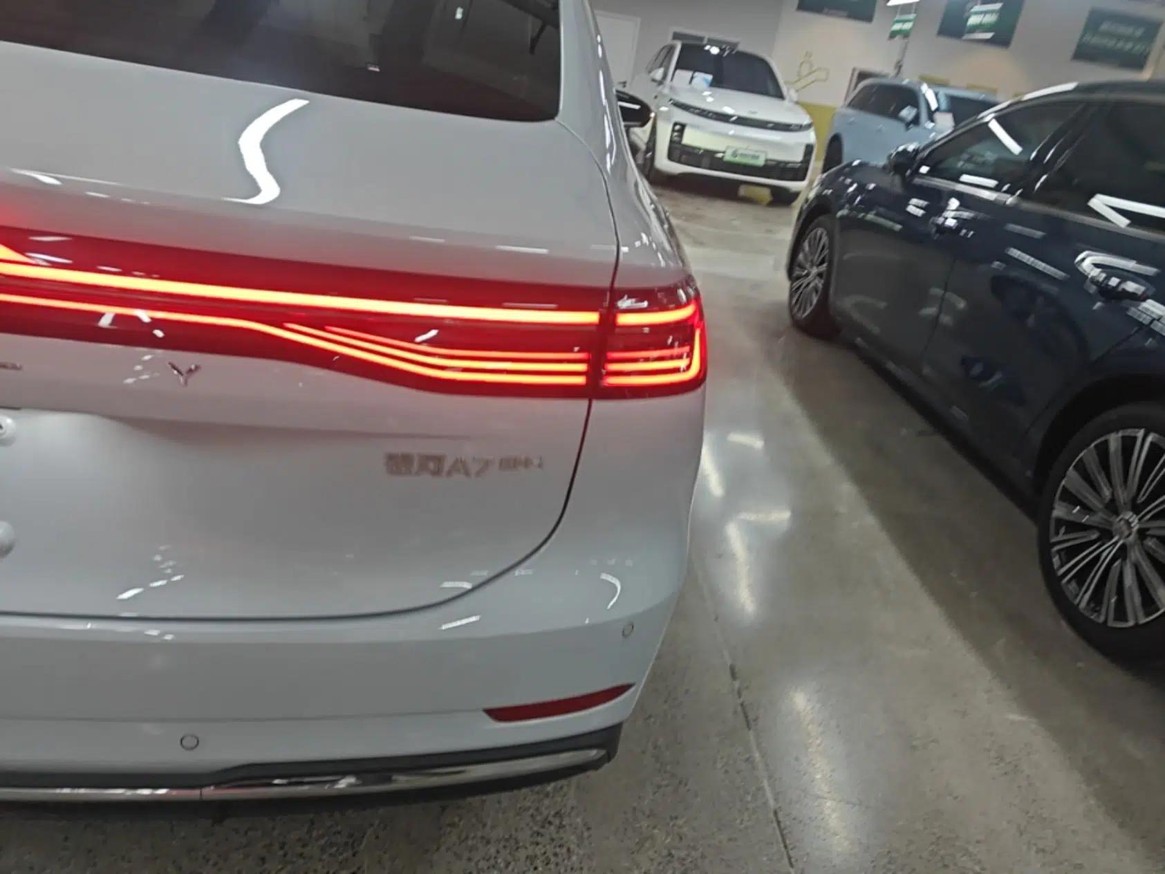 Geely Galaxy A7 2025 Model EM-i 150km Exploration+ Edition — миниатюра 9