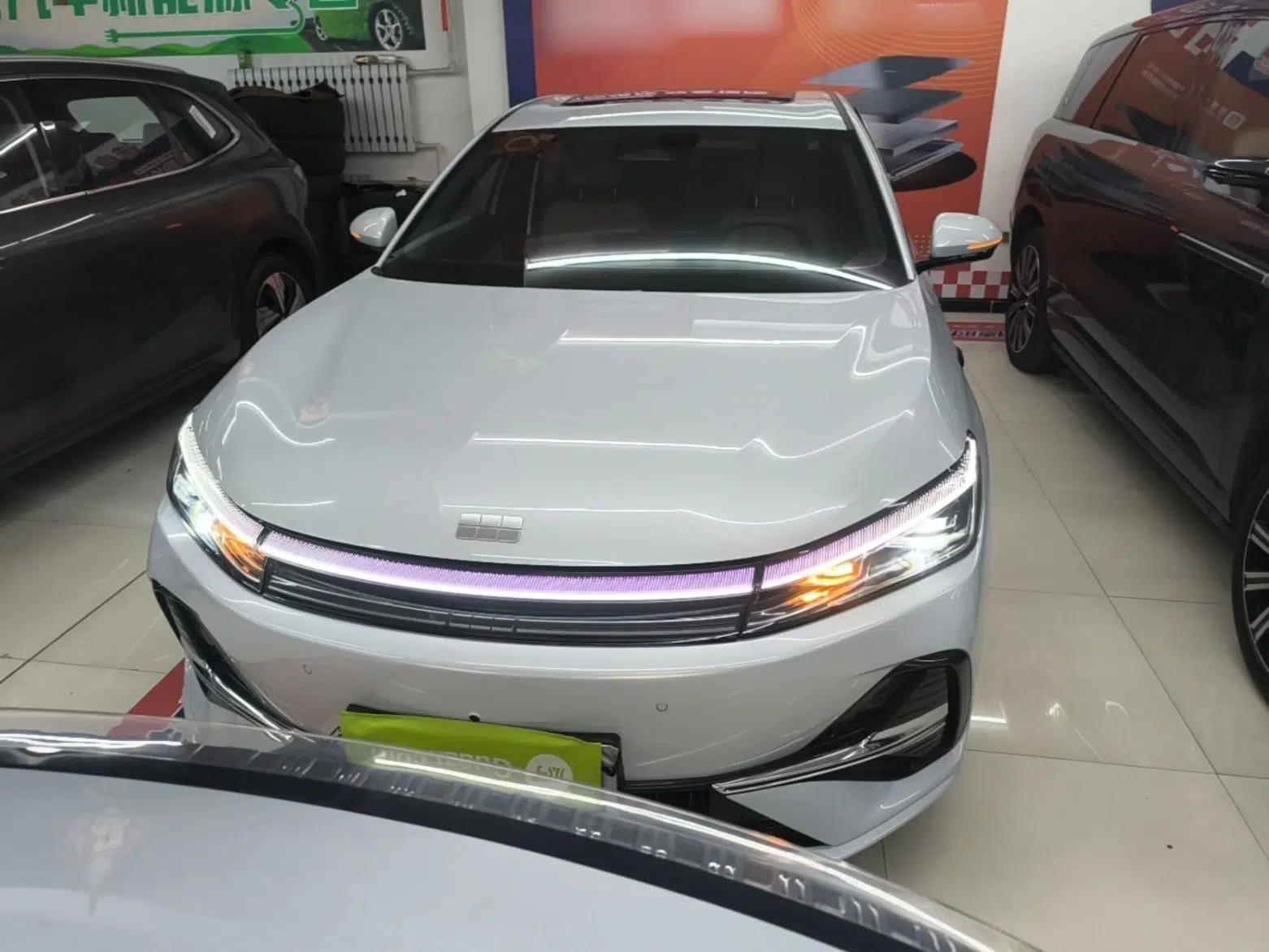 Geely Galaxy A7 2025 Model EM-i 150km Exploration+ Edition — миниатюра 2