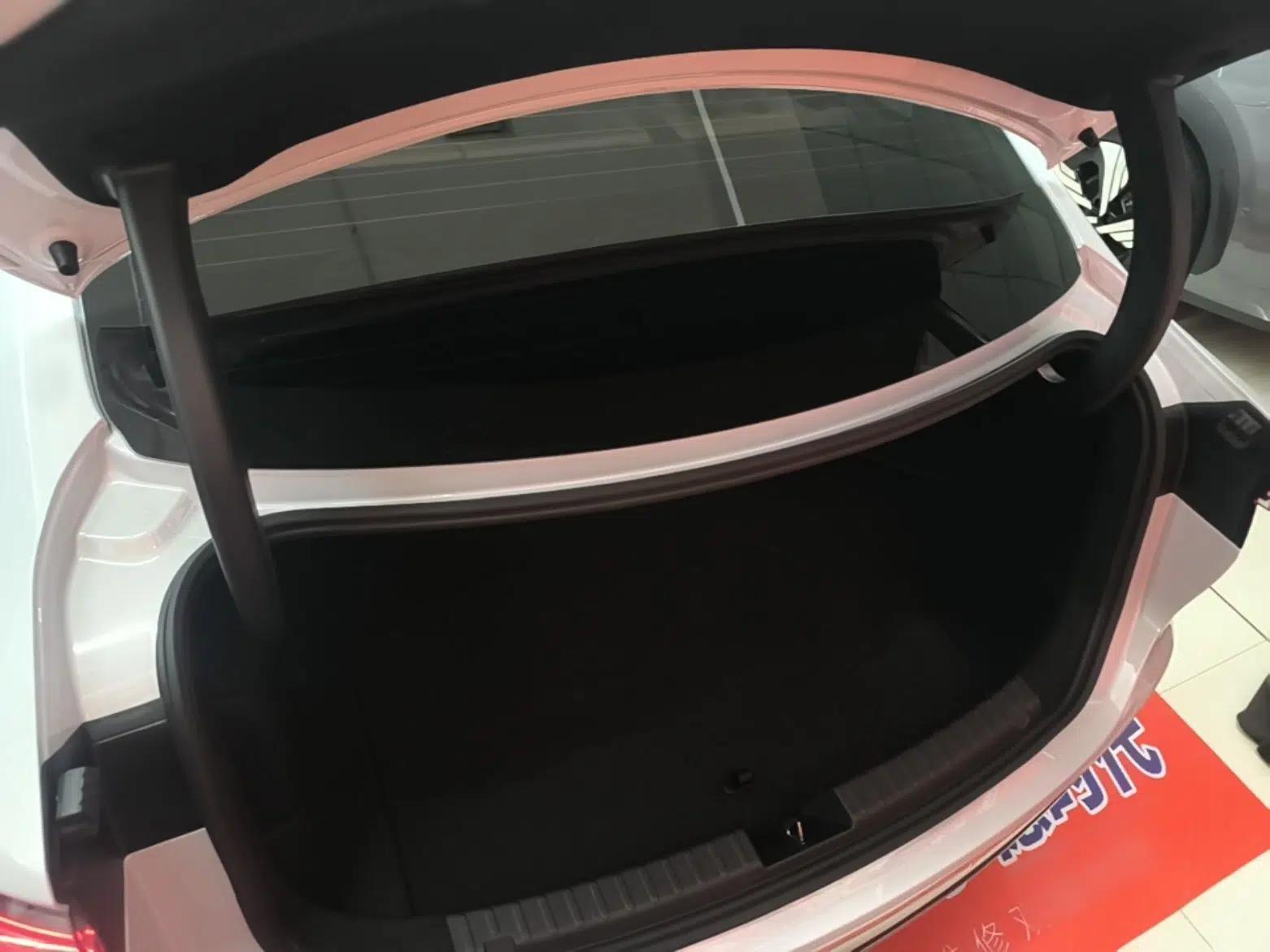 Geely Galaxy A7 2025 Model EM-i 150km Exploration+ Edition — миниатюра 22