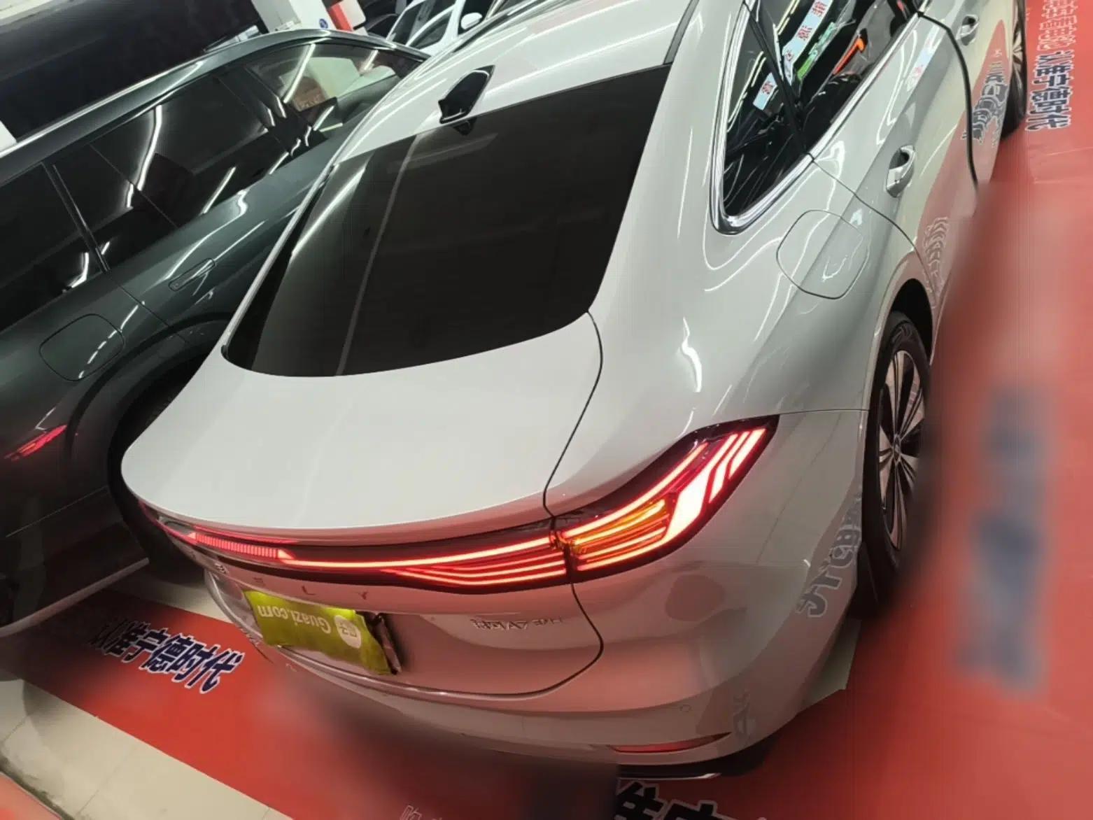Geely Galaxy A7 2025 Model EM-i 150km Exploration+ Edition — миниатюра 5