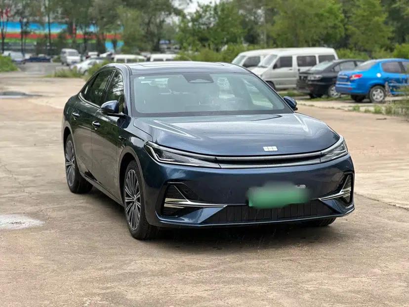 Geely Galaxy A7 2025 Model EM-i 150km Exploration+ Edition — миниатюра 3