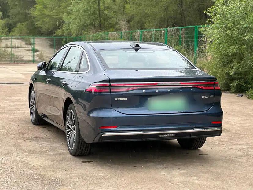 Geely Galaxy A7 2025 Model EM-i 150km Exploration+ Edition — миниатюра 4