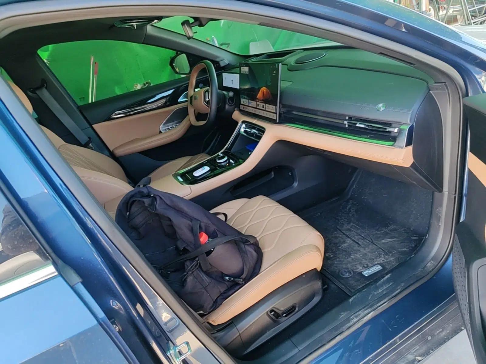Geely Galaxy A7 2025 Model EM-i 150km Starship Edition — миниатюра 19