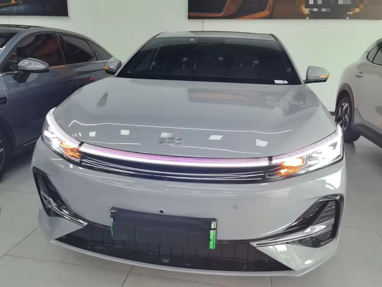 Geely Galaxy A7 2025 Model EM-i 150km Exploration+ Edition — миниатюра 2