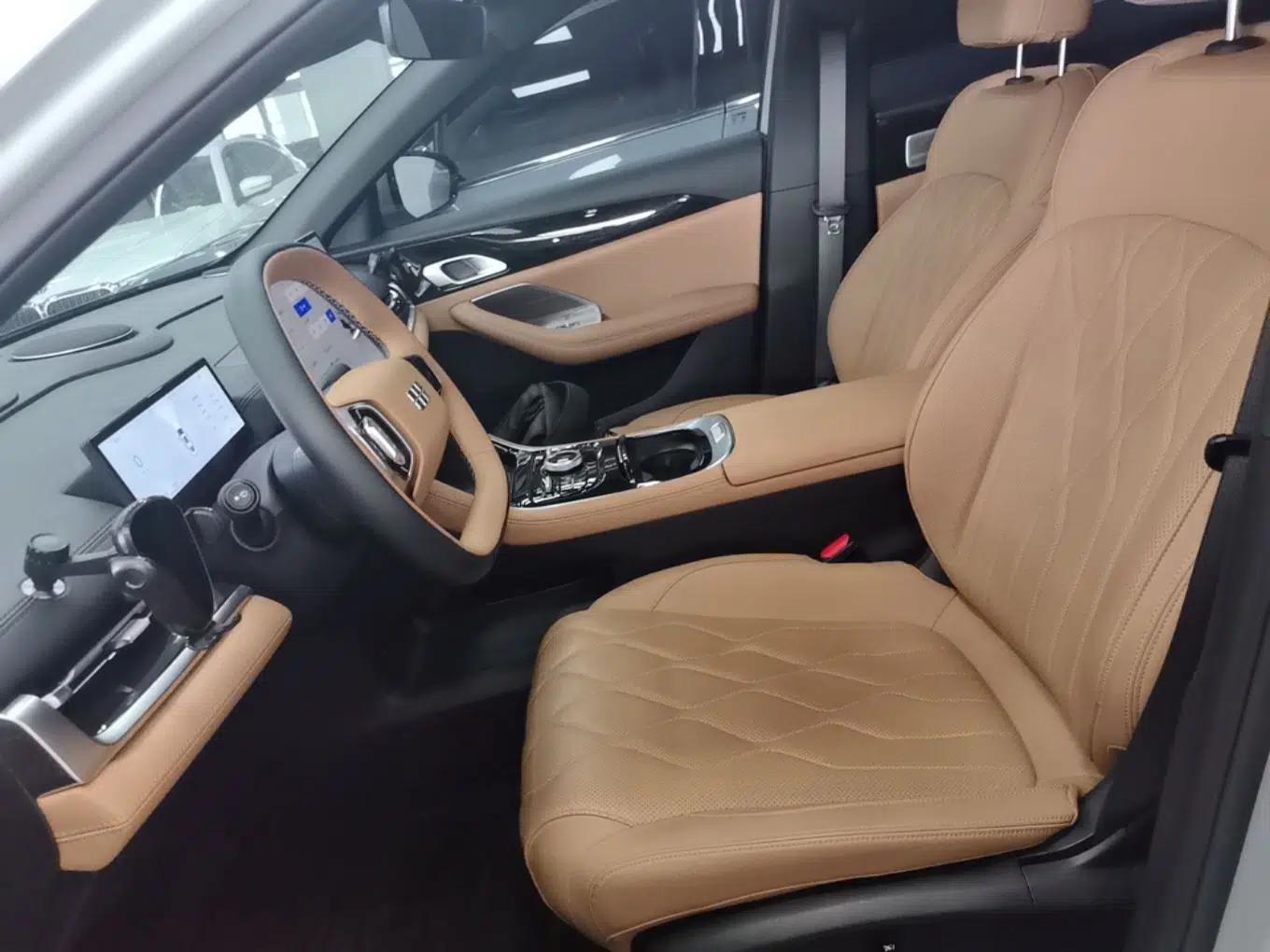 Geely Galaxy A7 2025 Model EM-i 150km Exploration+ Edition — миниатюра 17