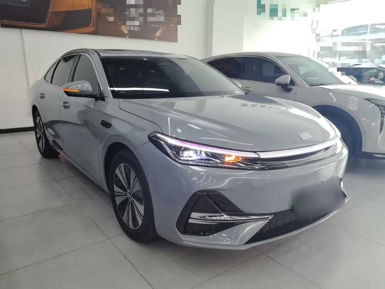Geely Galaxy A7 2025 Model EM-i 150km Exploration+ Edition — миниатюра 3