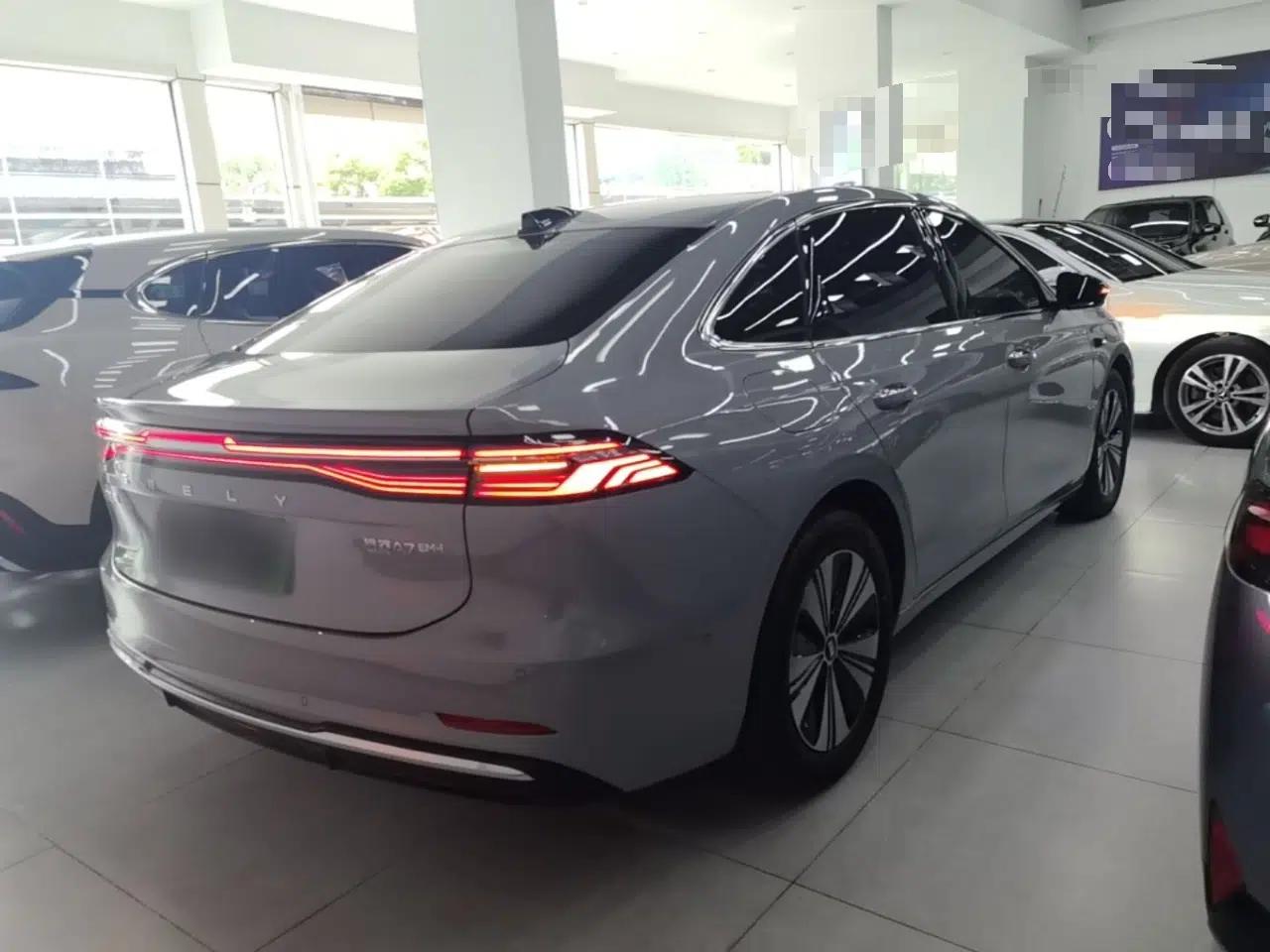 Geely Galaxy A7 2025 Model EM-i 150km Exploration+ Edition — миниатюра 6