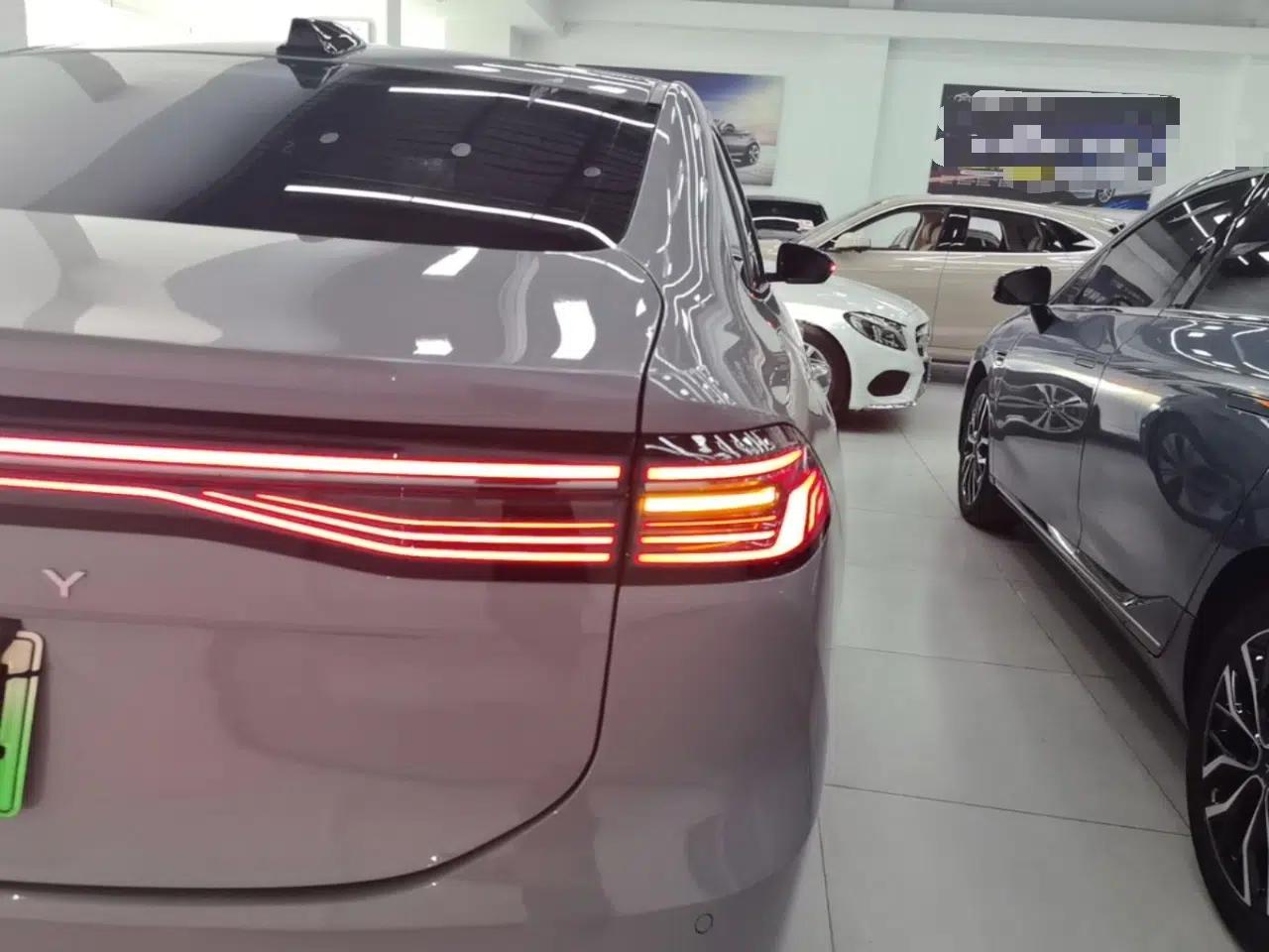 Geely Galaxy A7 2025 Model EM-i 150km Exploration+ Edition — миниатюра 9