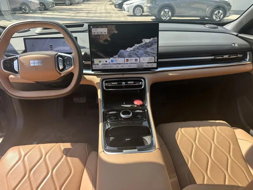 Geely Galaxy A7 2025 Model EM-i 150km Starship Edition — миниатюра 11