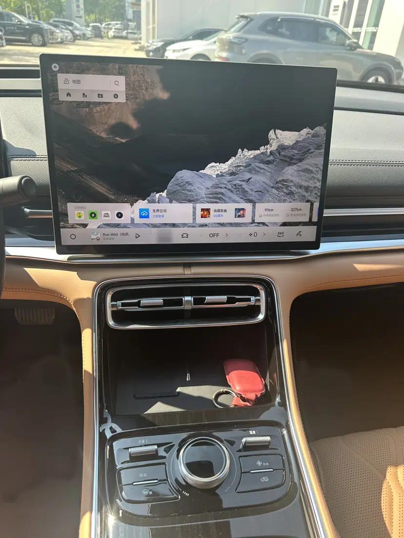 Geely Galaxy A7 2025 Model EM-i 150km Starship Edition — миниатюра 13