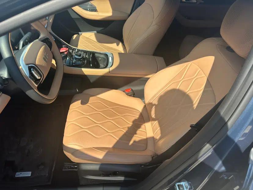 Geely Galaxy A7 2025 Model EM-i 150km Starship Edition — миниатюра 14