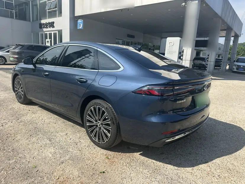 Geely Galaxy A7 2025 Model EM-i 150km Starship Edition — миниатюра 3